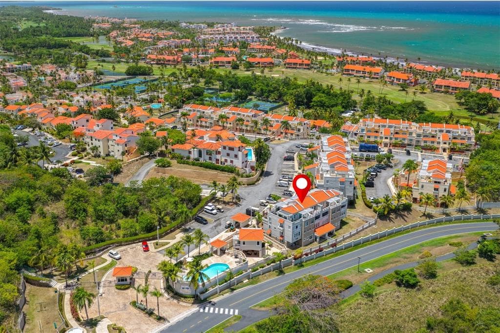 285 PALMAS INN WAY CORNER SE # 1303, HUMACAO, PR 00791