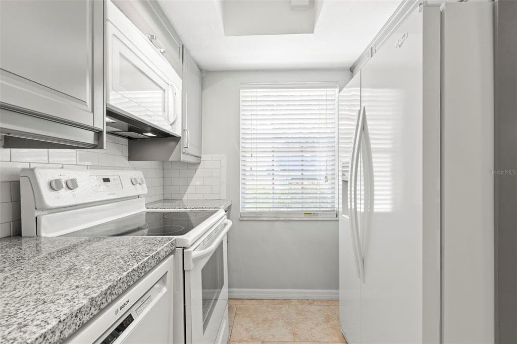 400 GLENNES LANE # 107, DUNEDIN, FL 34698 — zdjęcie 3