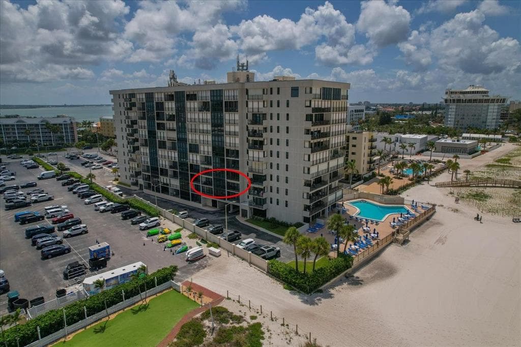 5396 GULF BOULEVARD # 304, ST PETE BEACH, FL 33706 — zdjęcie 3