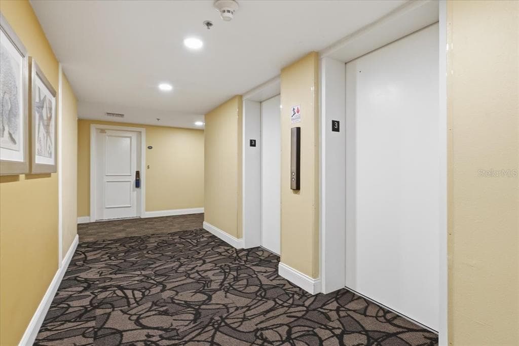 5396 GULF BOULEVARD # 304, ST PETE BEACH, FL 33706 — zdjęcie 5