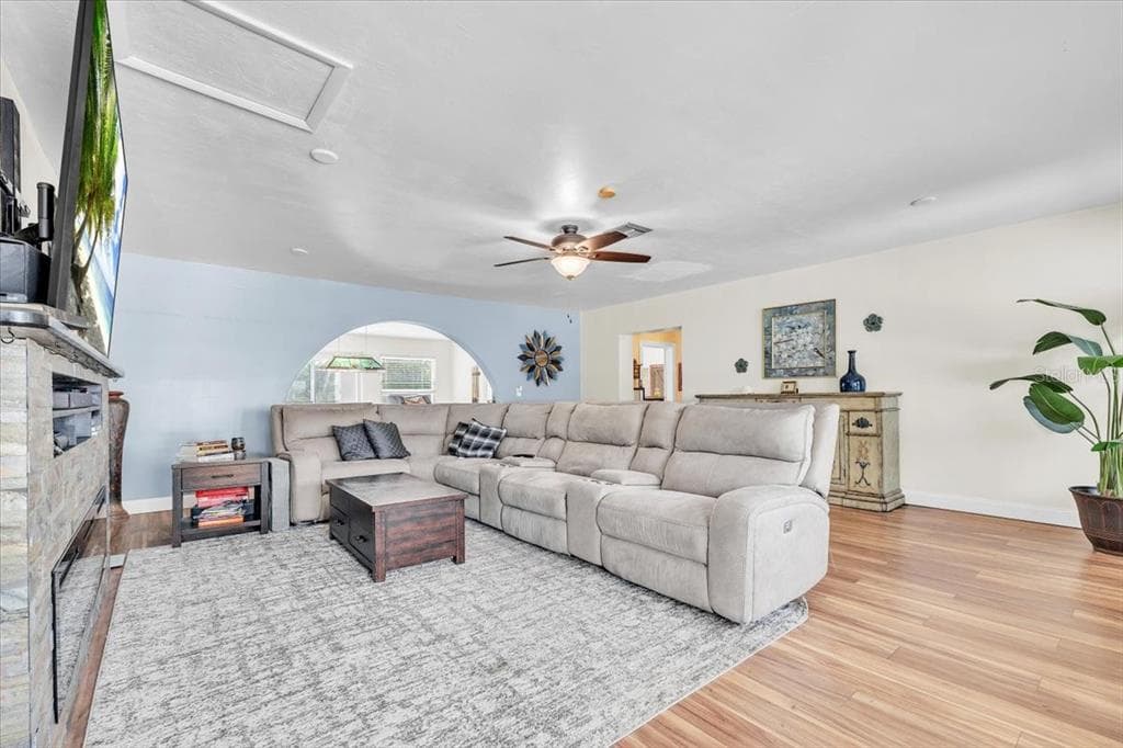 1655 DANIELS DRIVE, NORTH FORT MYERS, FL 33917 — zdjęcie 5