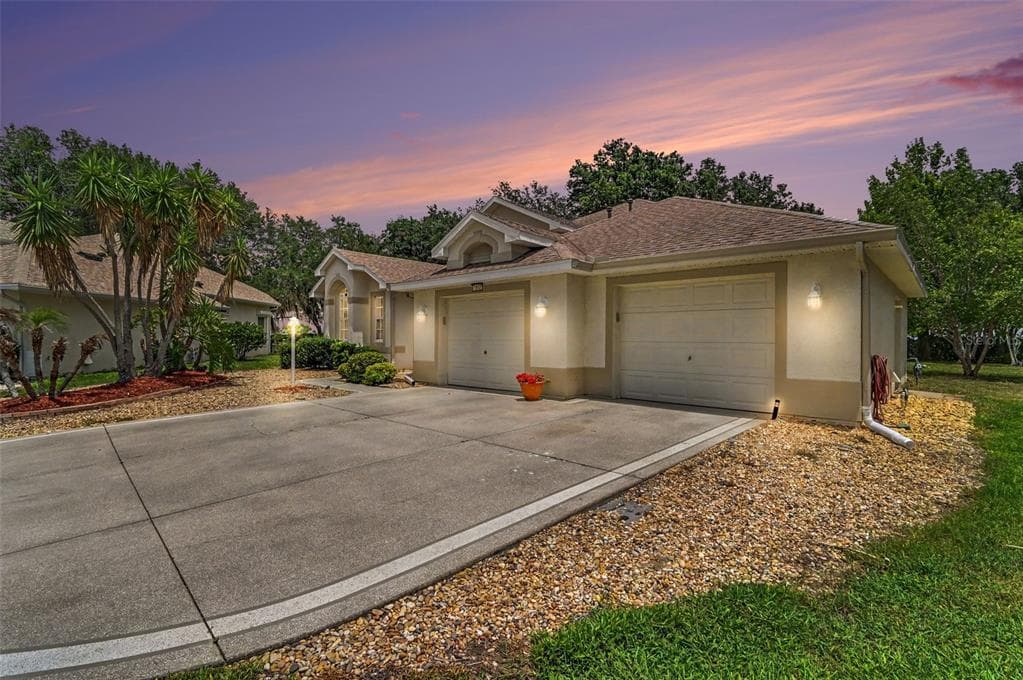 2852 CAPE HORN COURT, TAVARES, FL 32778 — zdjęcie 3