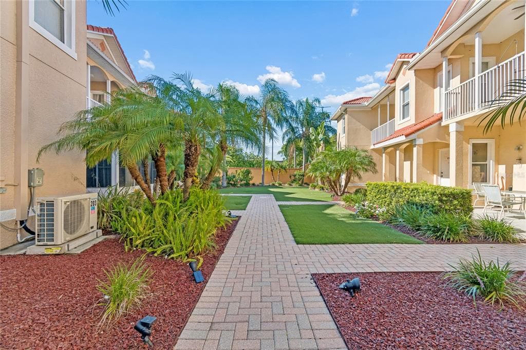 21041 SUNPOINT WAY # 201, LUTZ, FL 33558 — zdjęcie 3