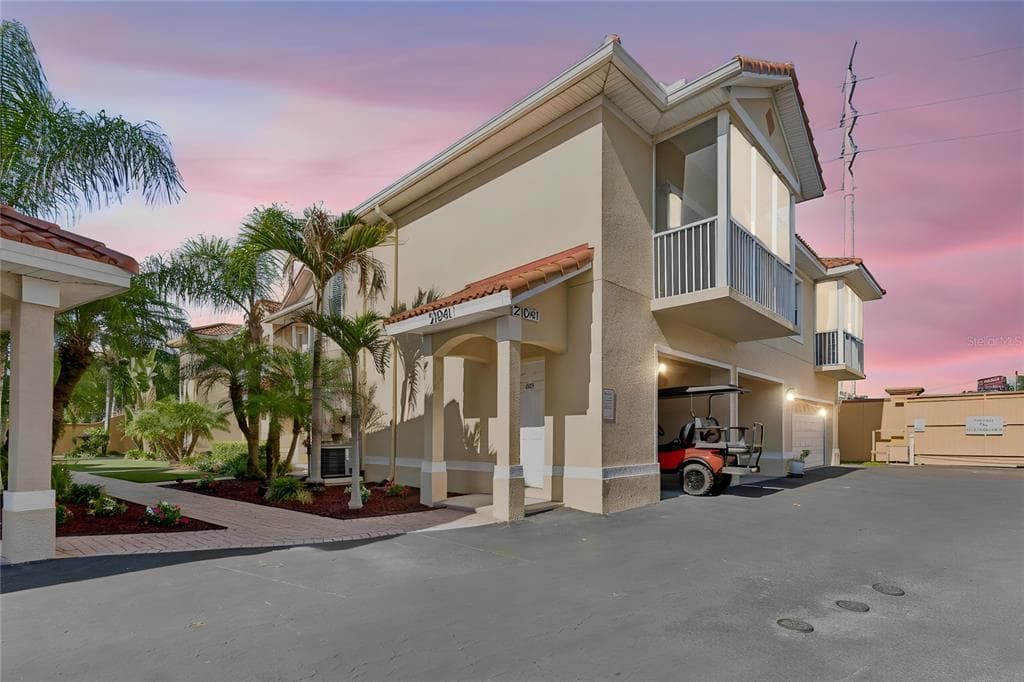 21041 SUNPOINT WAY # 201, LUTZ, FL 33558 — zdjęcie 4