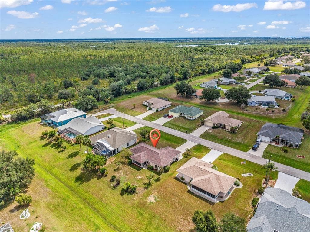 29 SEASONS DRIVE, PUNTA GORDA, FL 33983 — zdjęcie 2