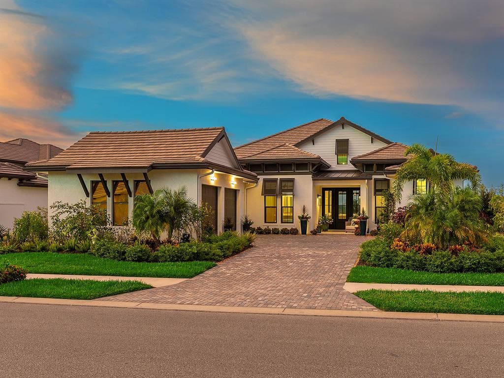1095 BLUE SHELL LOOP, SARASOTA, FL 34240