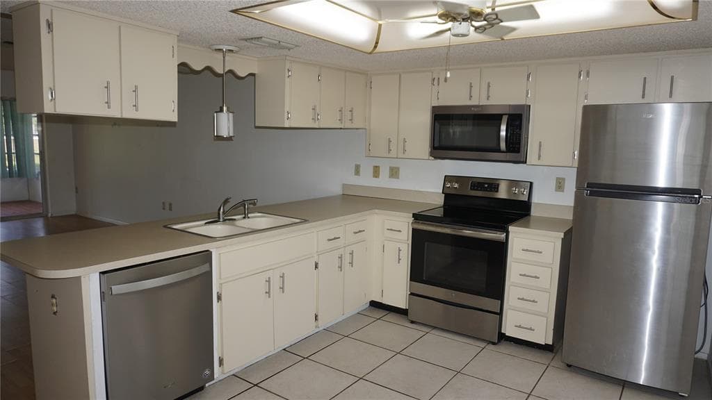 12543 DEARBORN DRIVE, HUDSON, FL 34667 — zdjęcie 3