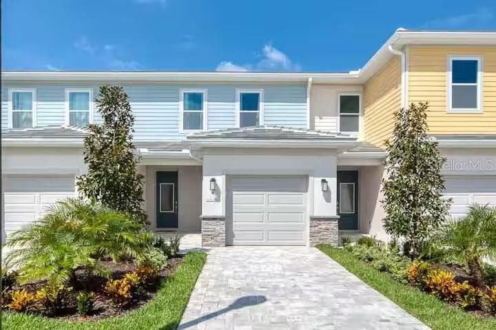 792 DRIVING RANGE COURT, REUNION, FL 34747