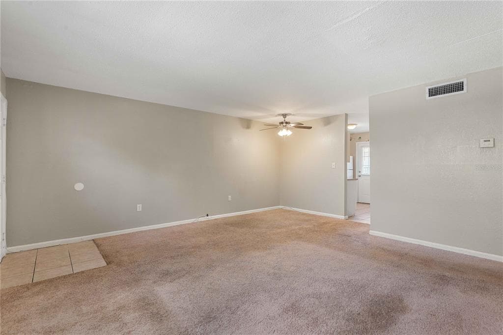 204 PINE TULIP COURT # 201, TAMPA, FL 33612 — zdjęcie 3