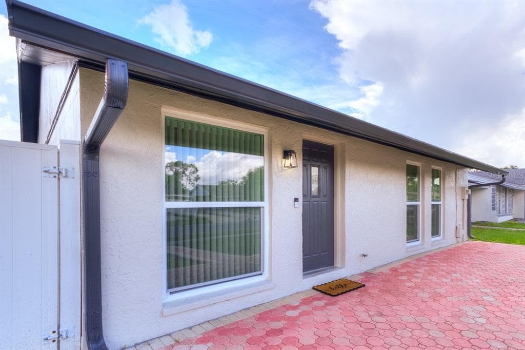8541 BRIAR GROVE CIRCLE, TAMPA, FL 33615 — zdjęcie 2