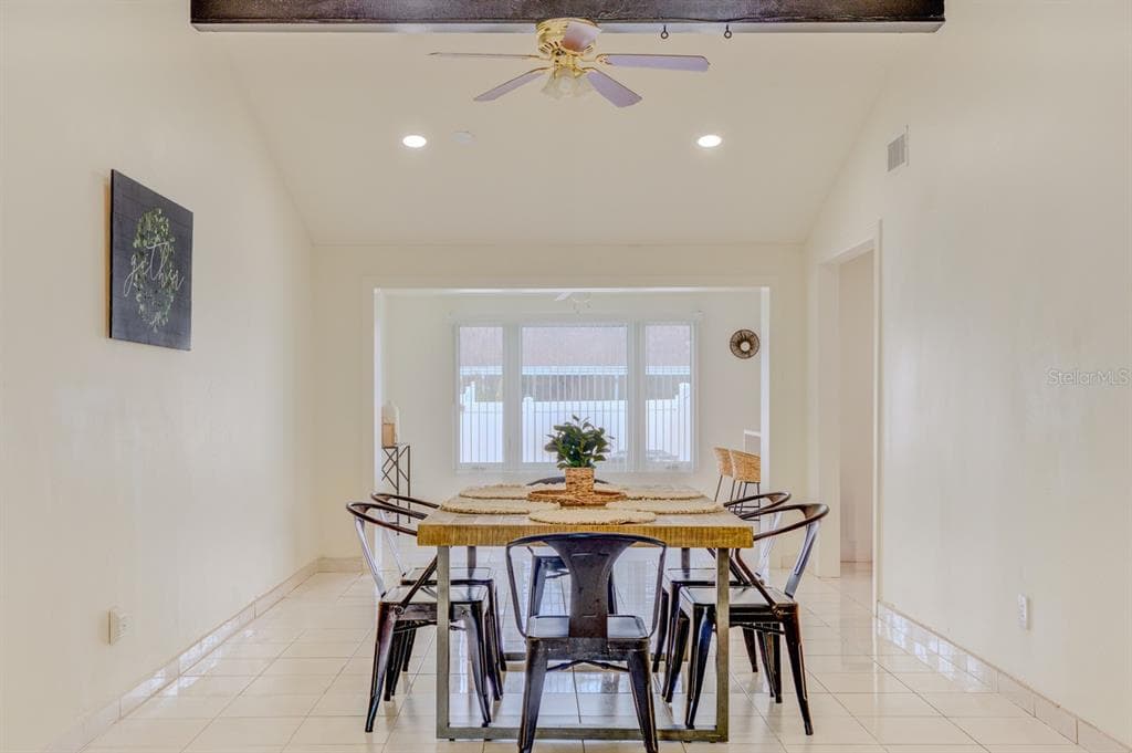 8541 BRIAR GROVE CIRCLE, TAMPA, FL 33615 — zdjęcie 4