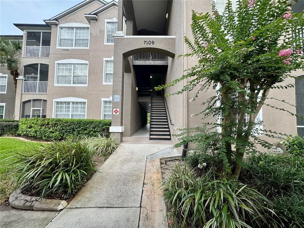 7109 YACHT BASIN AVENUE # 418, ORLANDO, FL 32835