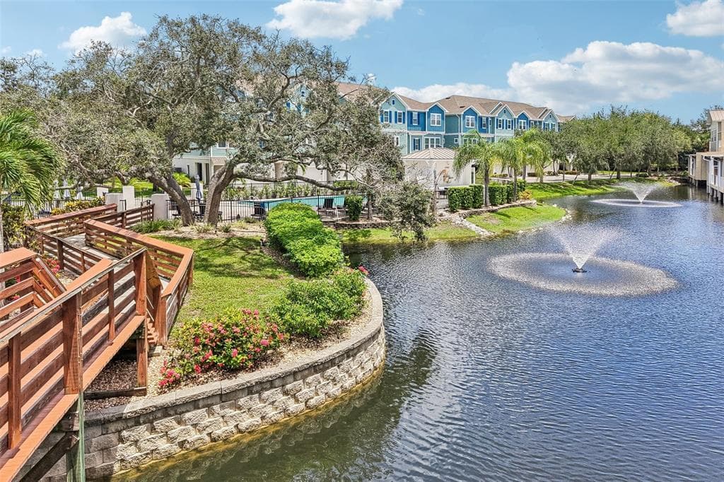131 ATHENIAN WAY, TARPON SPRINGS, FL 34689 — zdjęcie 2