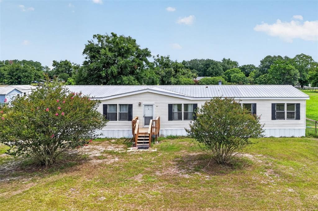 311 SE HIGHWAY 42, SUMMERFIELD, FL 34491
