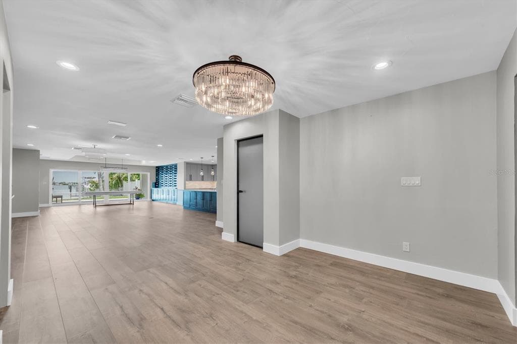303 N BATH CLUB BOULEVARD N, NORTH REDINGTON BEACH, FL 33708 — zdjęcie 3