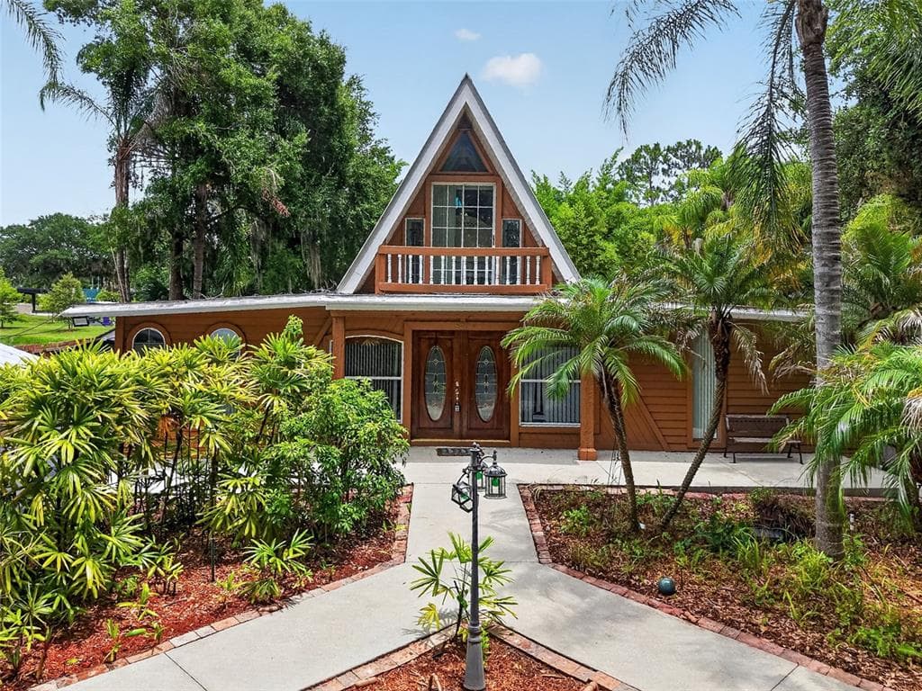 507 LAKESHORE DRIVE, EUSTIS, FL 32726