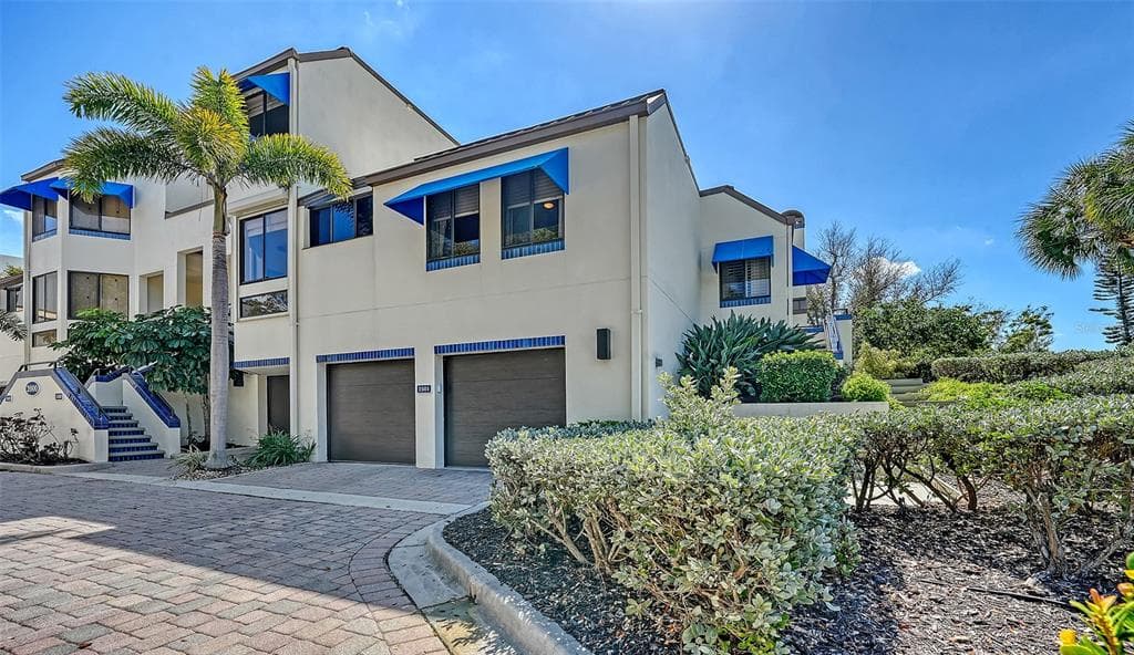 2000 HARBOURSIDE DRIVE # 1501, LONGBOAT KEY, FL 34228