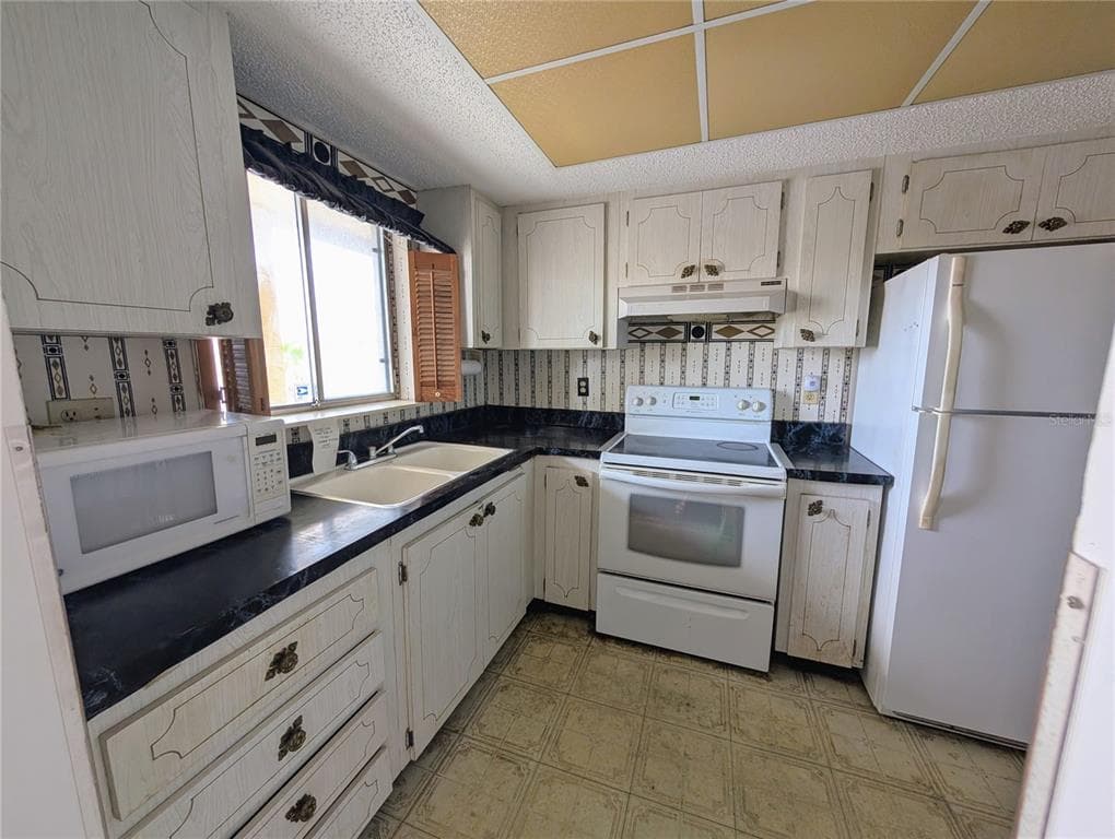 3714 LAKE BAYSHORE DRIVE # K-418, BRADENTON, FL 34205 — zdjęcie 3