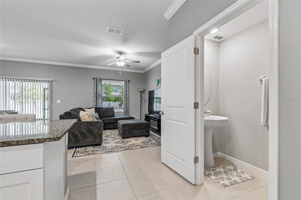 21851 LYONIA LANE, LAND O LAKES, FL 34637 — zdjęcie 4