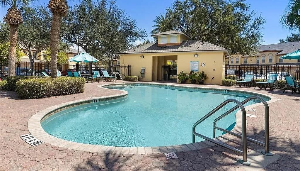 3874 MARINER DRIVE, ST PETERSBURG, FL 33705 — zdjęcie 2