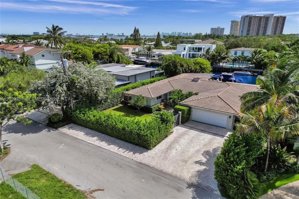 1912 NE 119TH ROAD, NORTH MIAMI, FL 33181 — zdjęcie 3