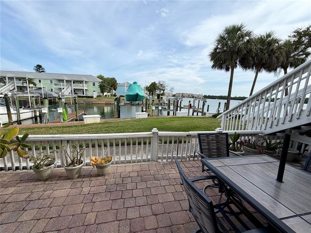 5009 STARFISH DRIVE SE # A, ST PETERSBURG, FL 33705 — zdjęcie 2