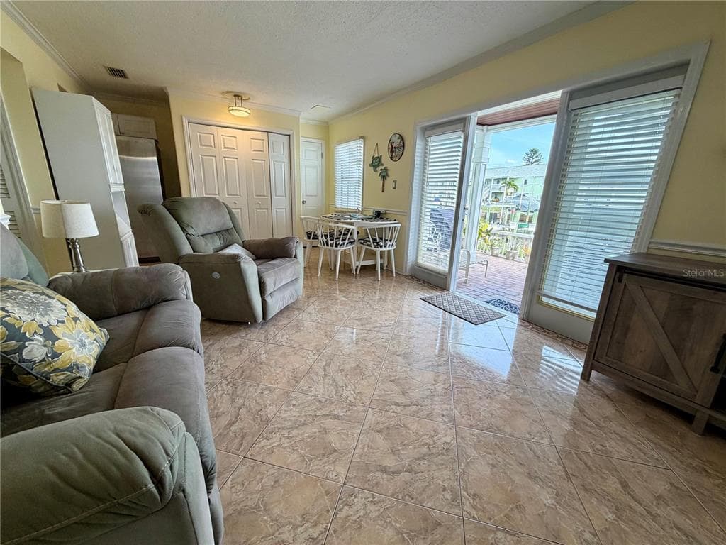 5009 STARFISH DRIVE SE # A, ST PETERSBURG, FL 33705 — zdjęcie 4