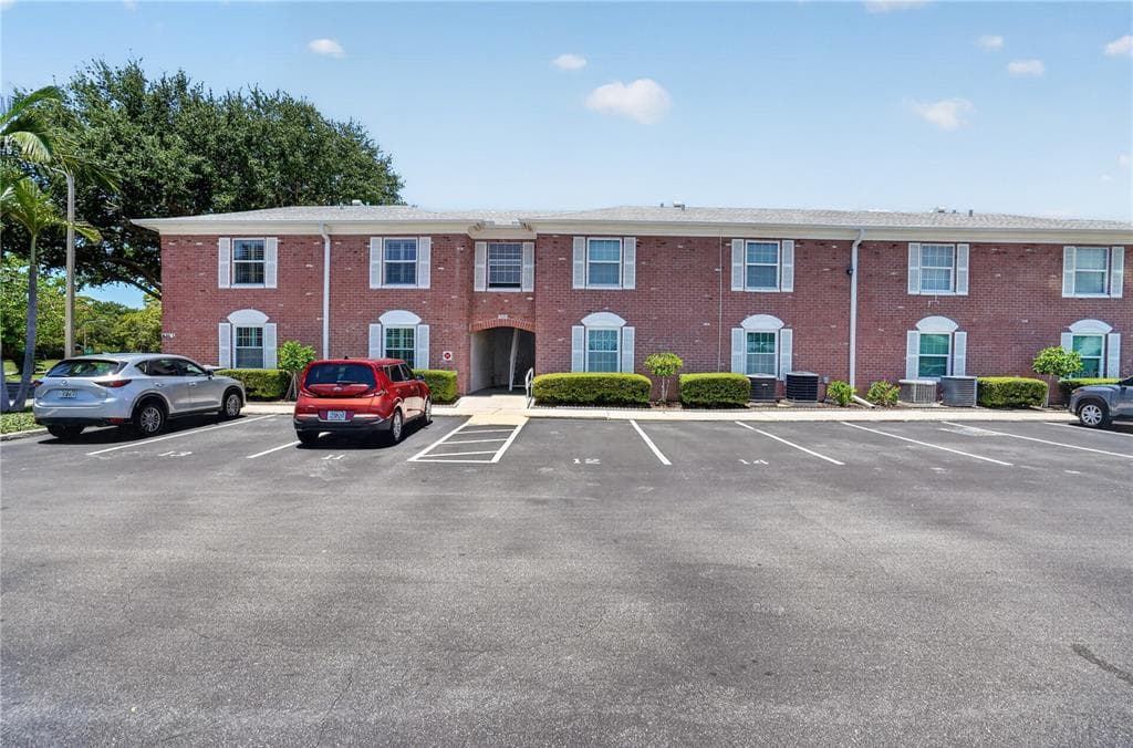3595 40TH AVENUE S # 2, ST PETERSBURG, FL 33711