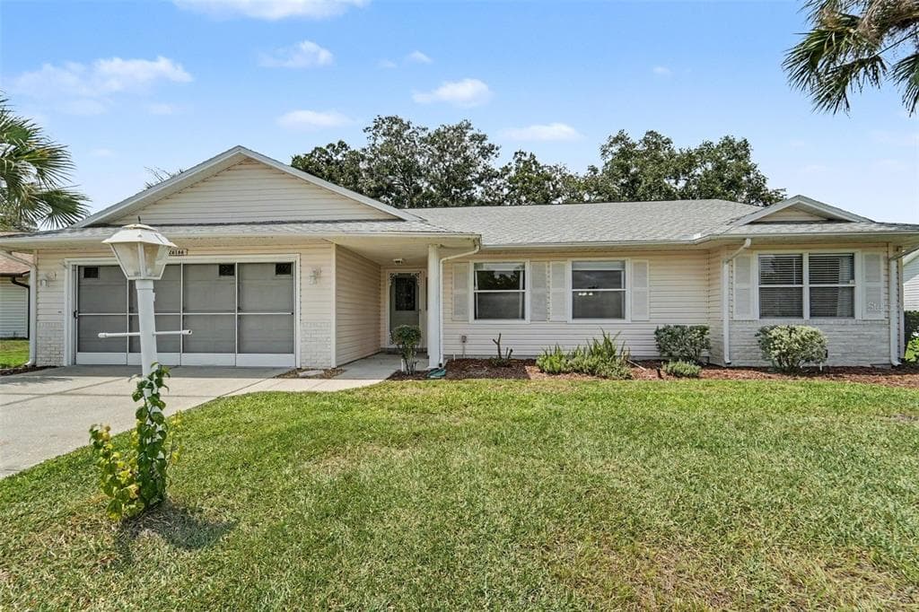 26166 NEWCOMBE CIR, LEESBURG, FL 34748