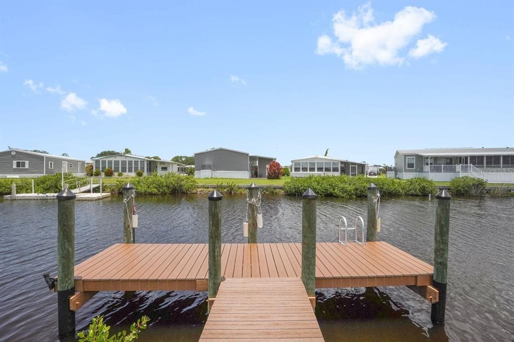 654 BLACKBURN BOULEVARD, NORTH PORT, FL 34287