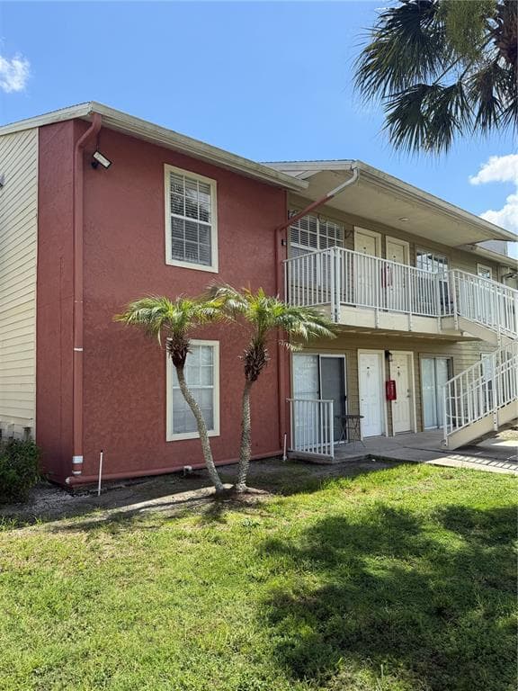 220 LAKE PARSONS GREEN # 205, BRANDON, FL 33511