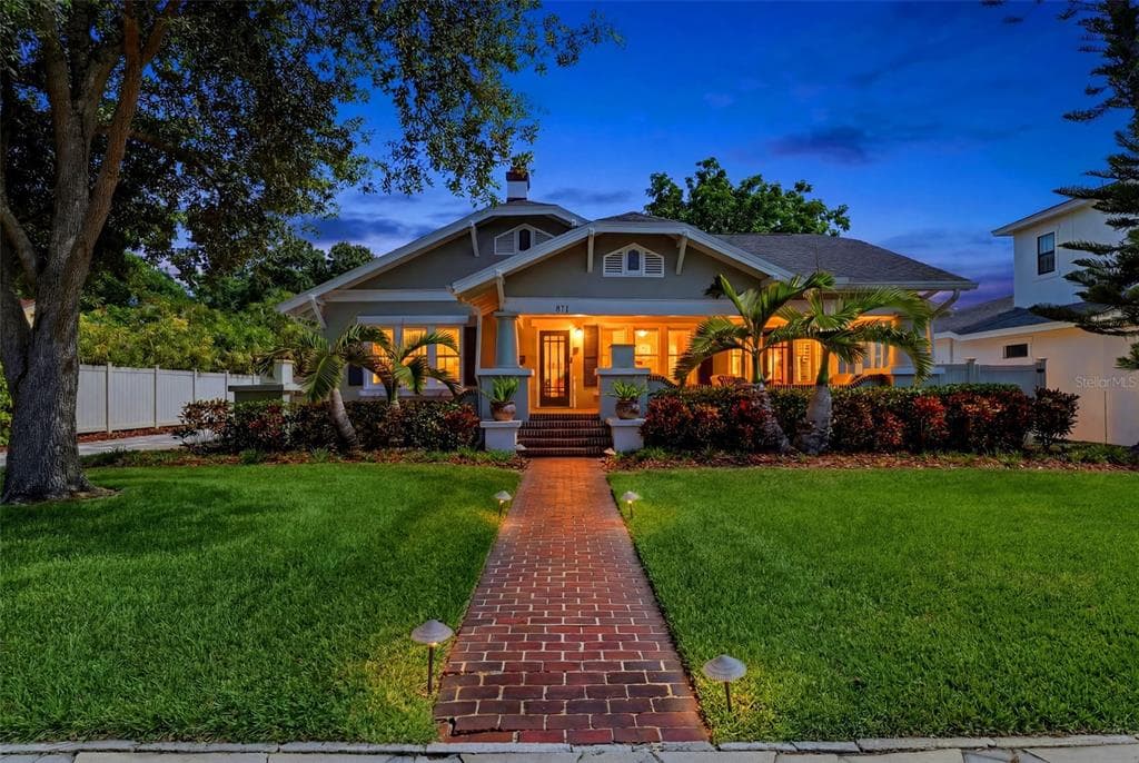 871 17TH AVENUE N, ST PETERSBURG, FL 33704