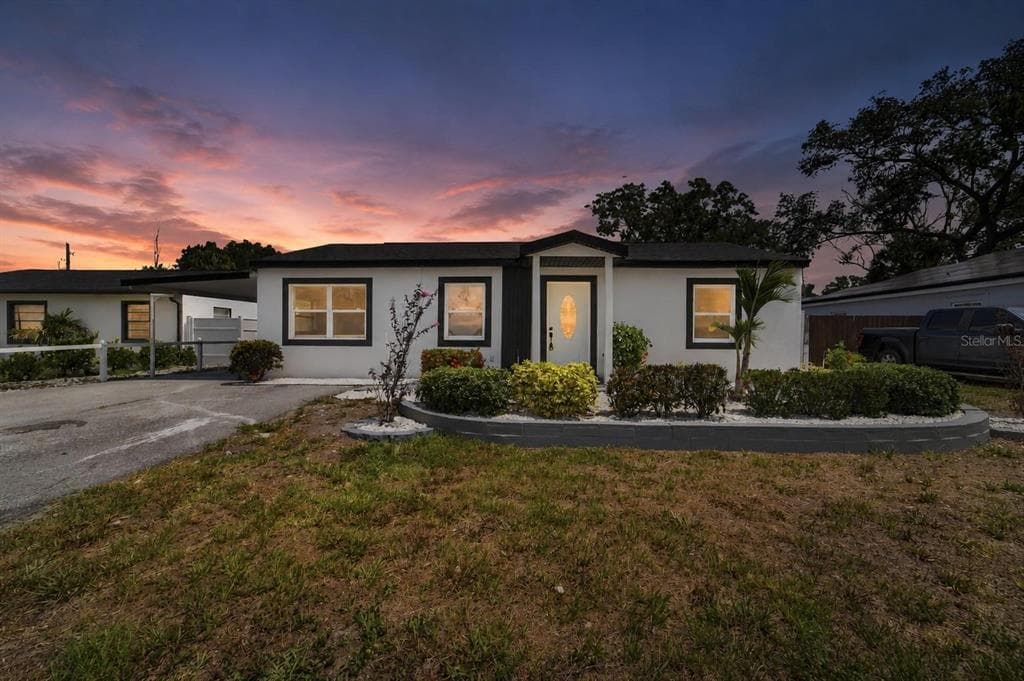 4711 W LAWN AVENUE, TAMPA, FL 33611