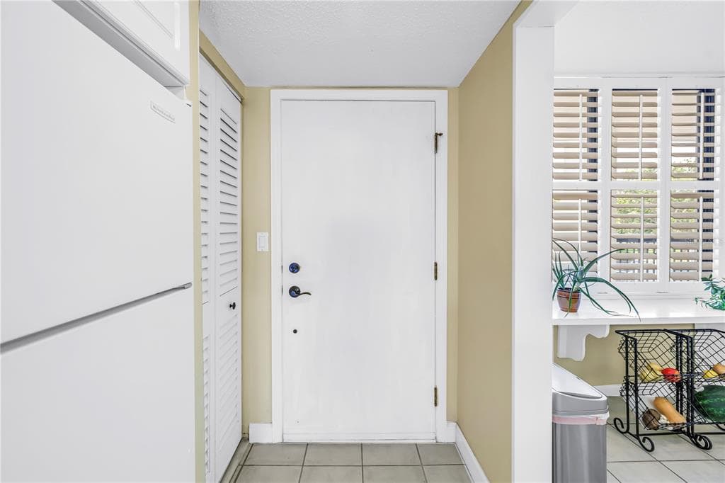 9425 BLIND PASS ROAD # 207, ST PETE BEACH, FL 33706 — zdjęcie 4