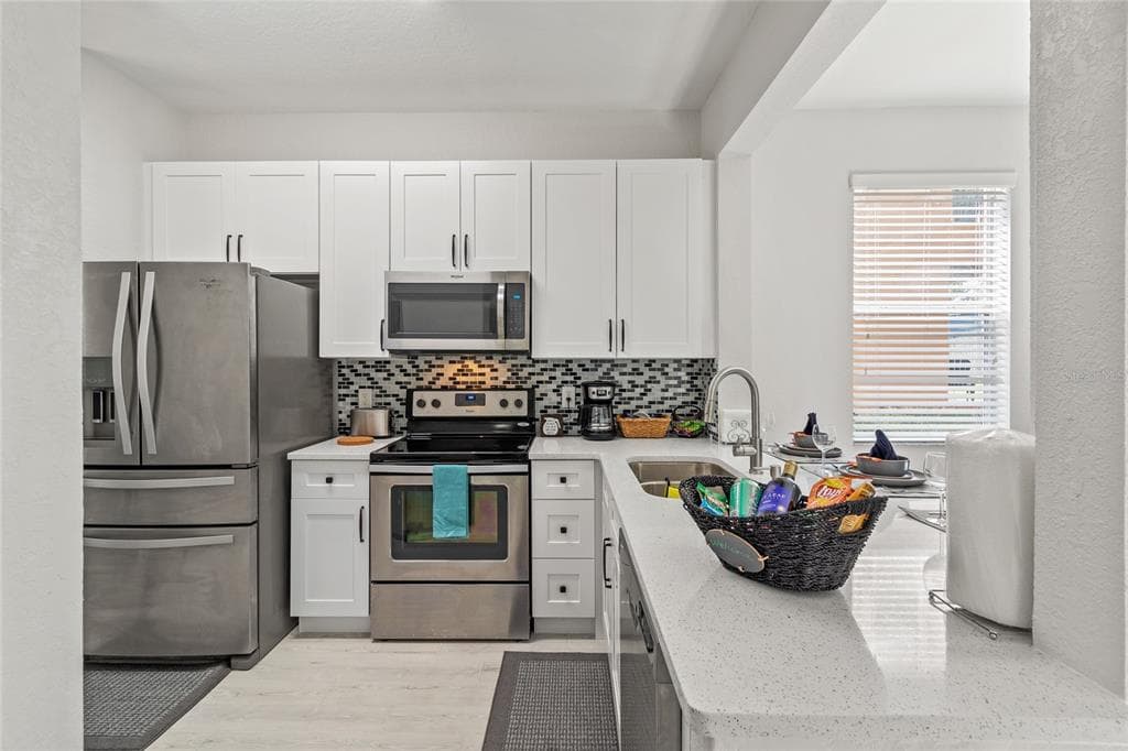 4040 CALABRIA AVENUE, DAVENPORT, FL 33897 — zdjęcie 2