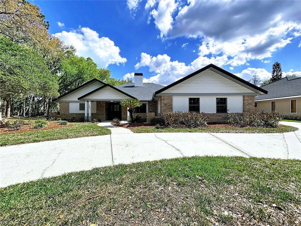 2881 HAMMOCK DRIVE, PLANT CITY, FL 33566