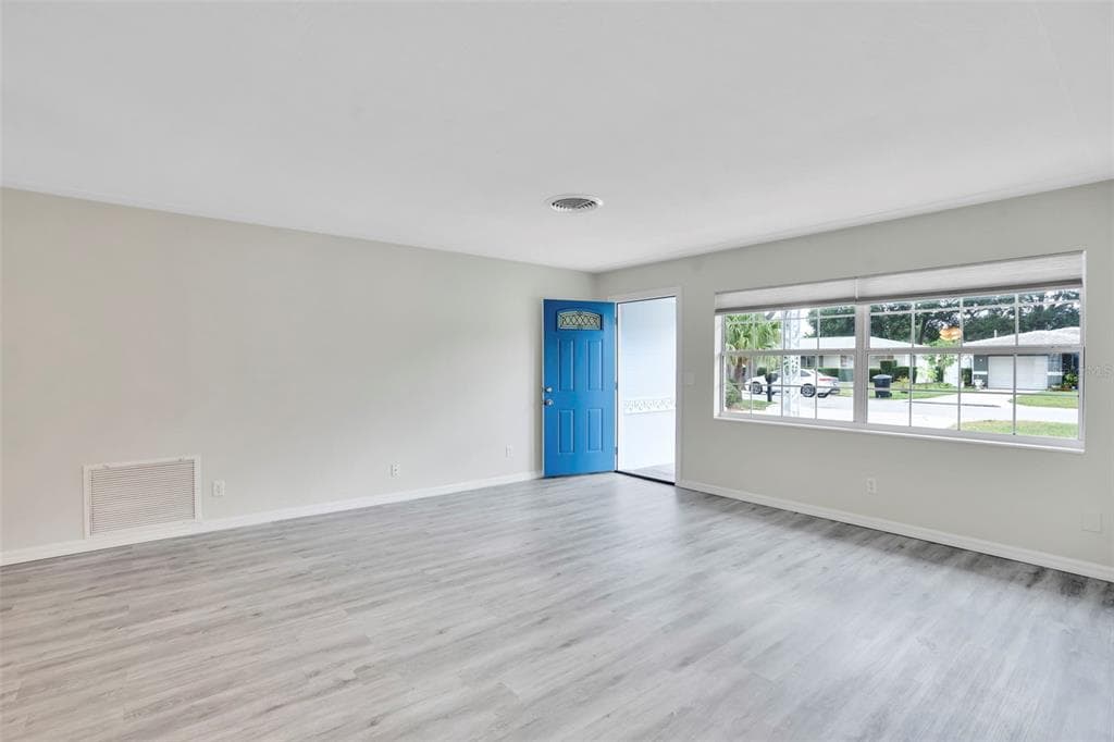 4550 16TH AVENUE N, ST PETERSBURG, FL 33713 — zdjęcie 5