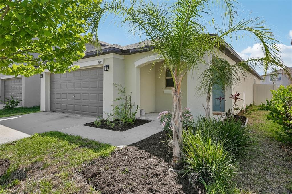 9415 LEMON DROP LOOP, SUN CITY CENTER, FL 33573