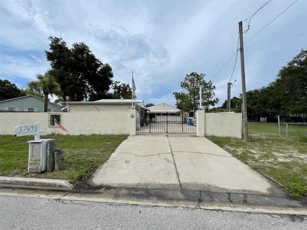 1769 OVERBROOK AVENUE, CLEARWATER, FL 33755