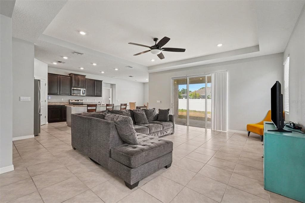 528 OCEAN SPRAY DRIVE, RUSKIN, FL 33570 — zdjęcie 4