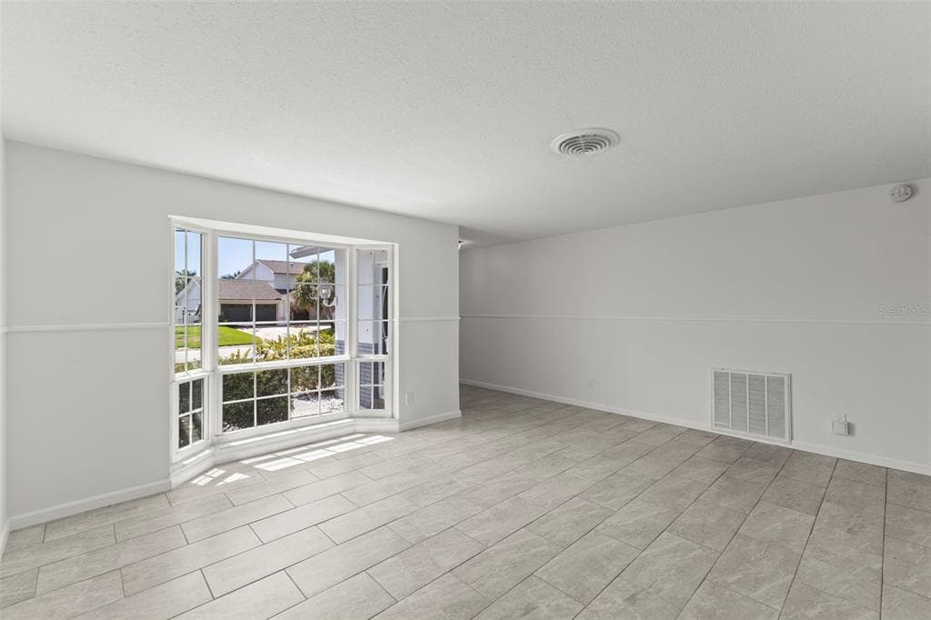 4960 DOVER STREET NE, ST PETERSBURG, FL 33703 — zdjęcie 5