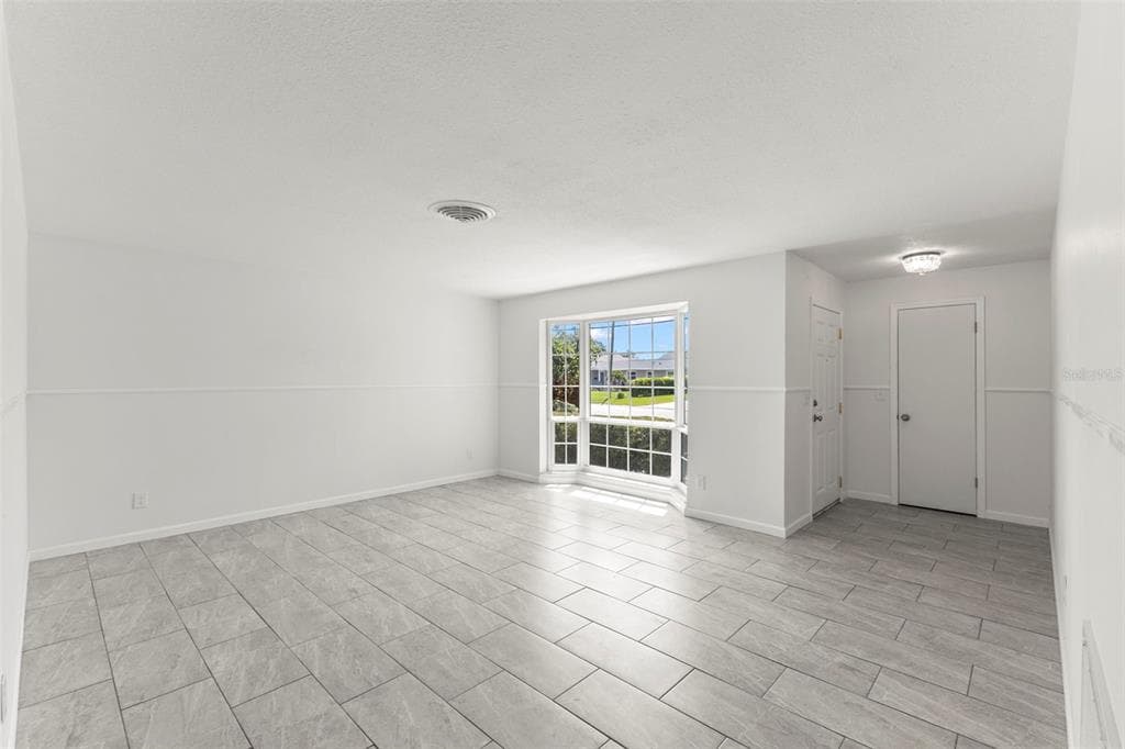 4960 DOVER STREET NE, ST PETERSBURG, FL 33703 — zdjęcie 4