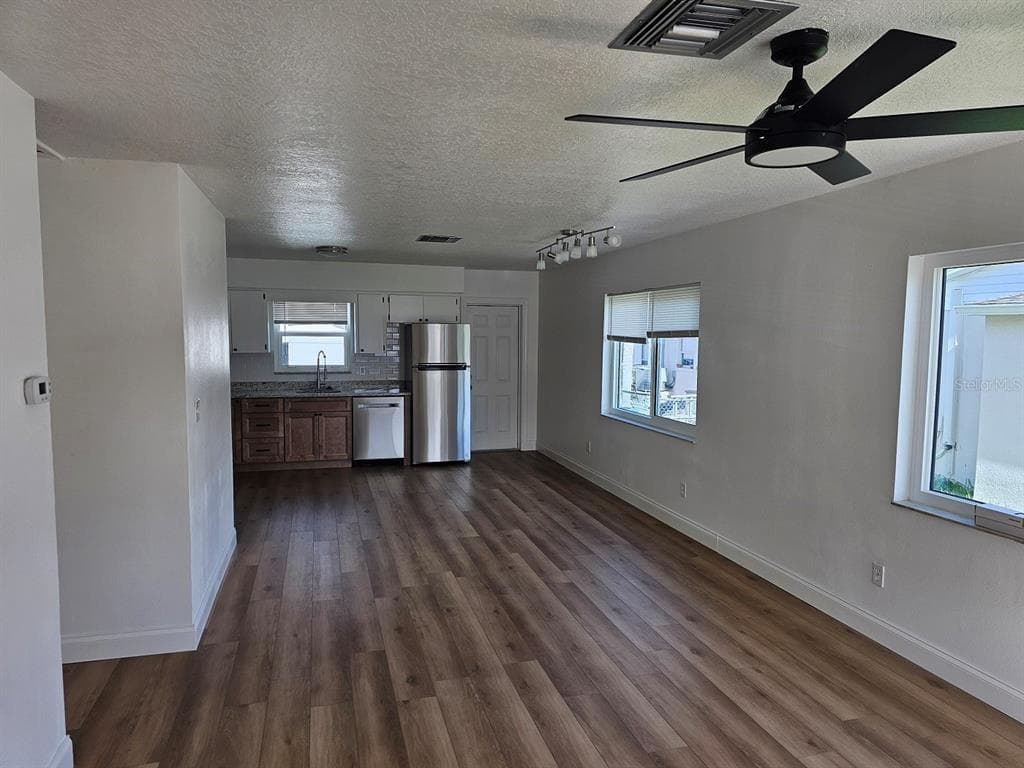 175 174TH TERRACE DRIVE E # 2, REDINGTON SHORES, FL 33708 — zdjęcie 3