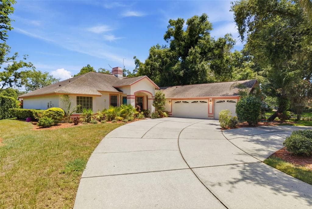 16501 BLENHEIM DRIVE, LUTZ, FL 33549