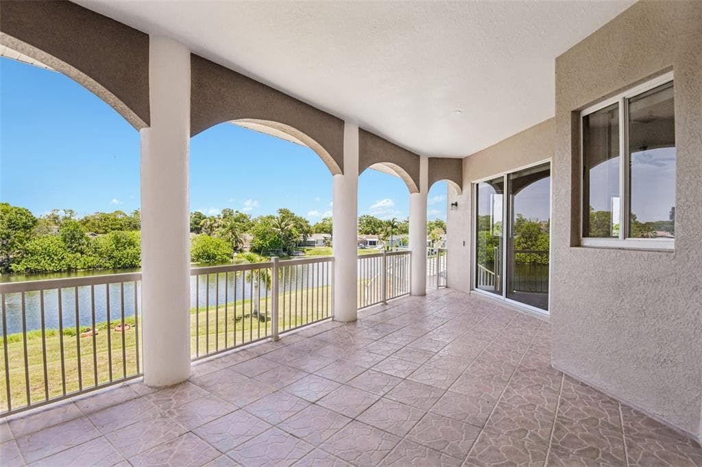 8335 CHEYENNE DRIVE, SEMINOLE, FL 33777 — zdjęcie 3