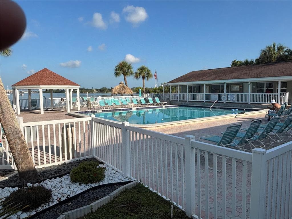 3640 41ST LANE S # 72E, ST PETERSBURG, FL 33711 — zdjęcie 2
