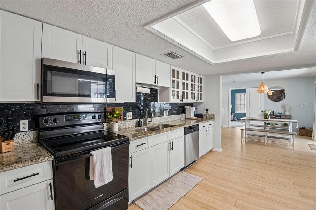11033 SALT TREE DRIVE, PORT RICHEY, FL 34668 — zdjęcie 5