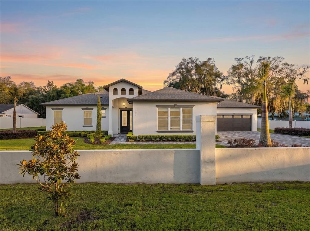 1924 HILL DRIVE, APOPKA, FL 32703