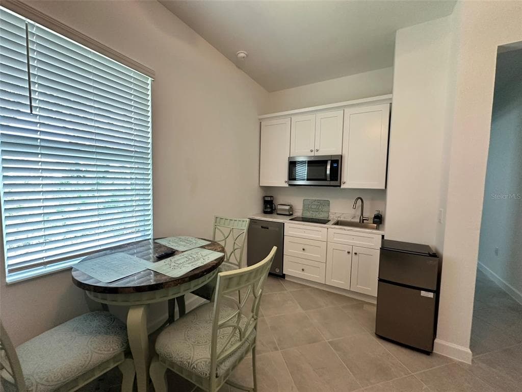 13372 JOURNAL LANE, PORT CHARLOTTE, FL 33981 — zdjęcie 3