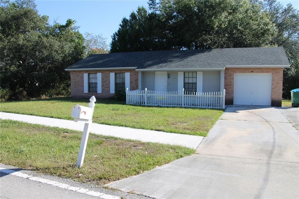 745 WHITEWOOD DRIVE, DELTONA, FL 32725